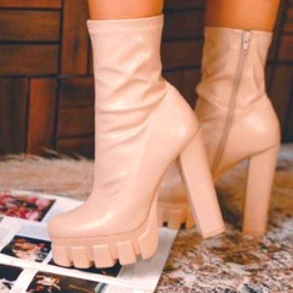 Perfect Ten - Picture 2 of 2